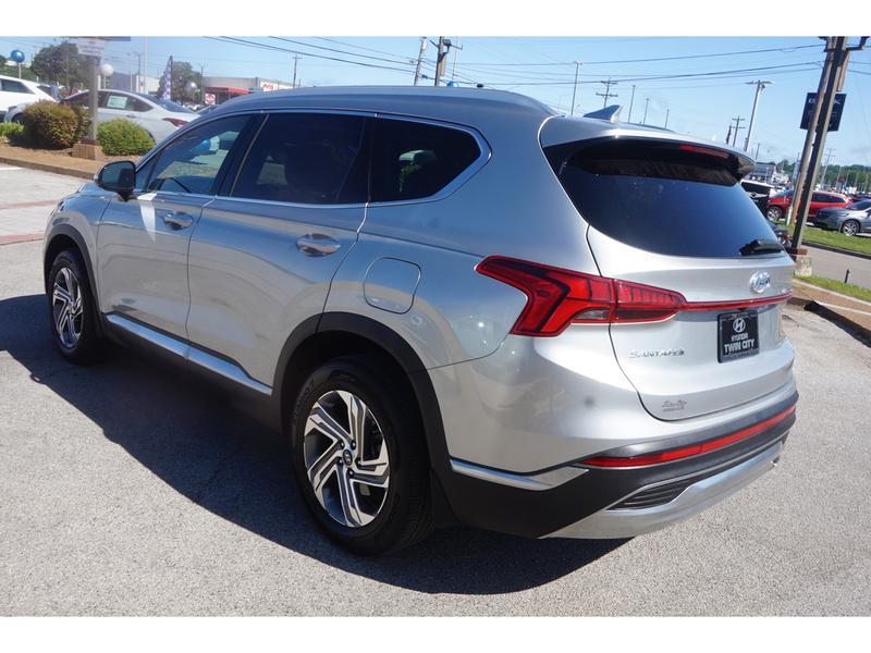 Hyundai Santa Fe 2022 price $25,952