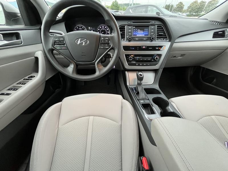 Hyundai Sonata 2015 price $9,475