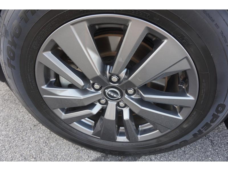 Nissan Pathfinder 2022 price $34,400