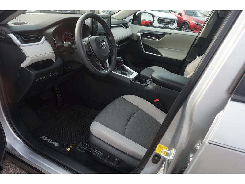 Toyota RAV4 2021 price $31,995