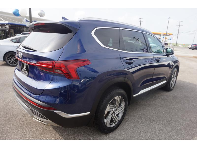 Hyundai Santa Fe 2022 price $23,353