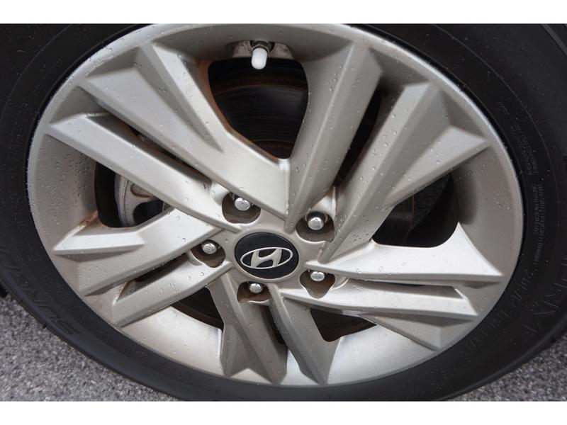 Hyundai Elantra 2019 price $13,987