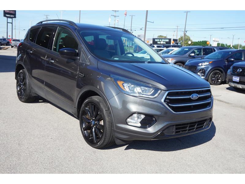 Ford Escape 2019 price $16,985