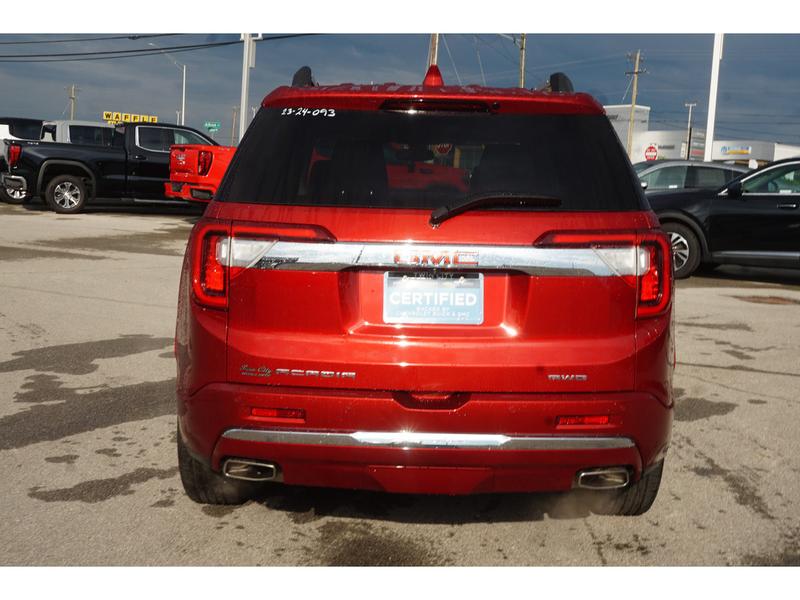 GMC Acadia 2023 price $39,995