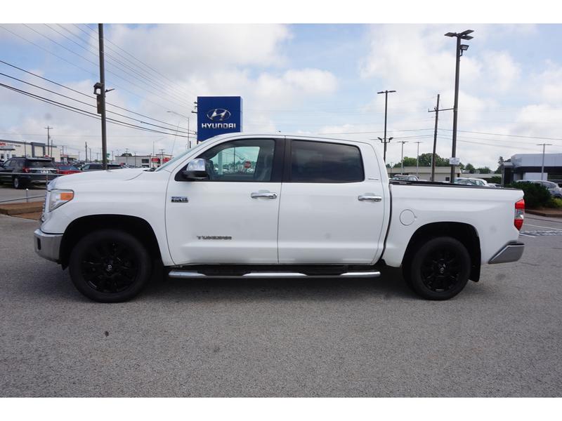 Toyota Tundra 2017 price $32,215