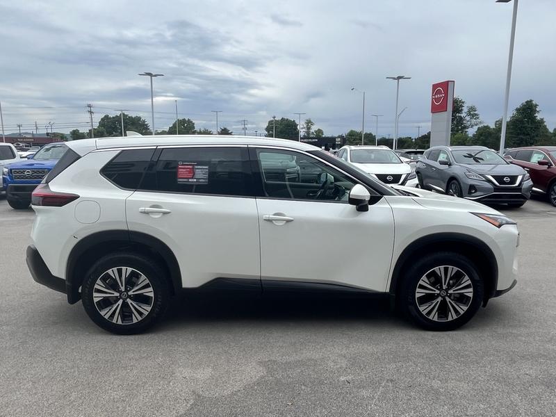 Nissan Rogue 2021 price $24,980