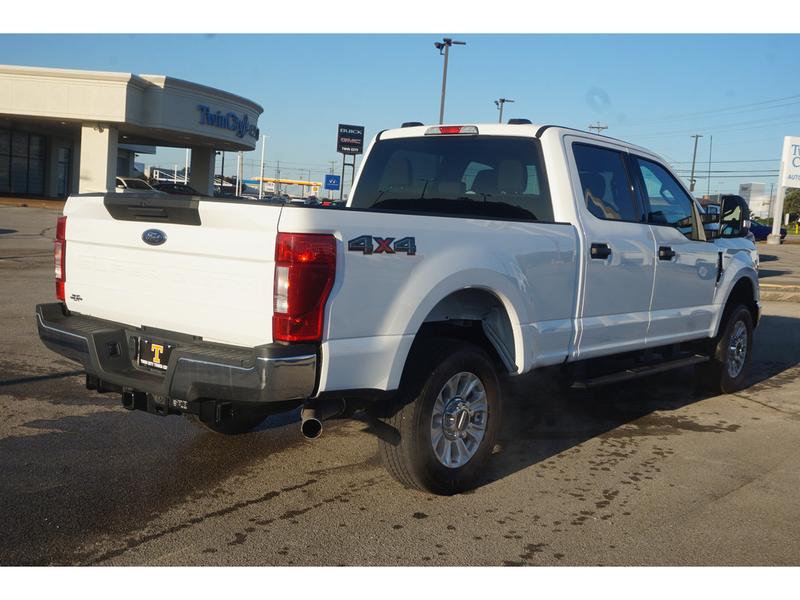 Ford F-250 2022 price $45,987