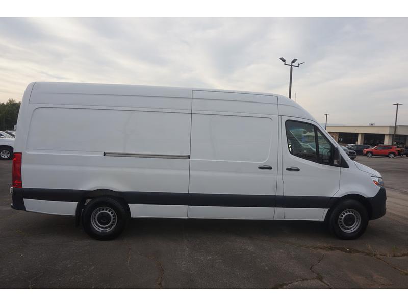 Mercedes-Benz Sprinter 2022 price $39,987