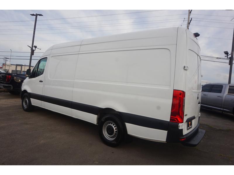 Mercedes-Benz Sprinter 2022 price $38,625