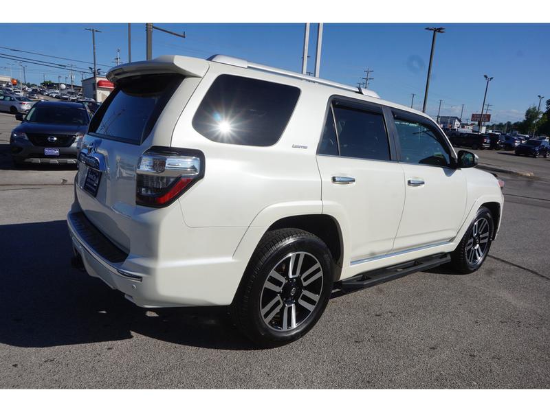 Toyota 4Runner 2016 price $19,987