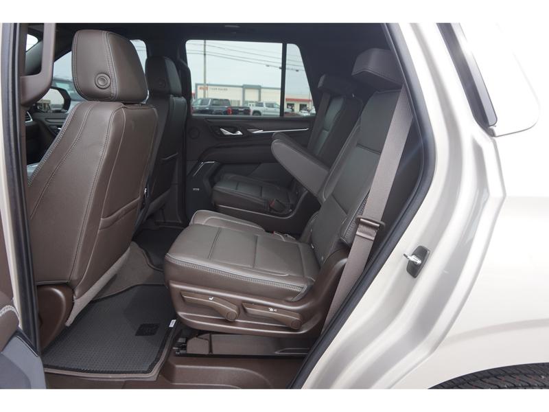 GMC Yukon 2022 price $70,306