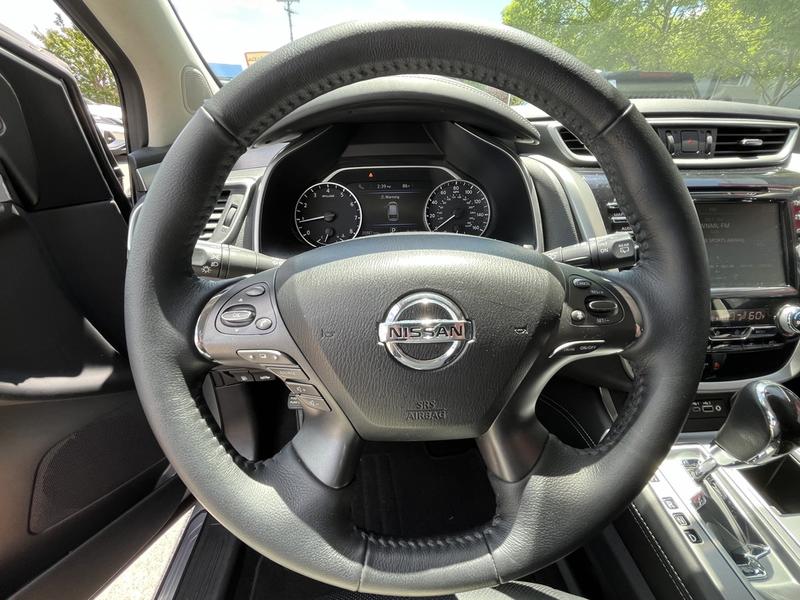 Nissan Murano 2019 price Call for Pricing.
