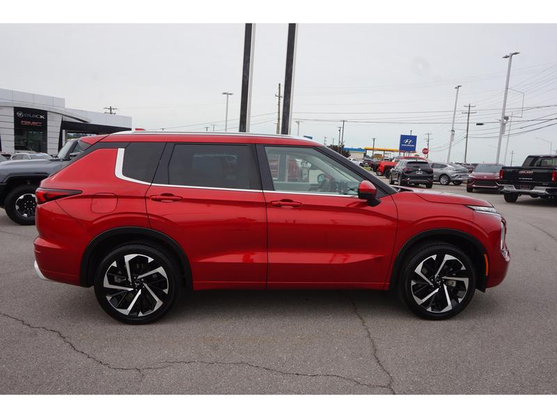 Mitsubishi Outlander 2023 price $35,995