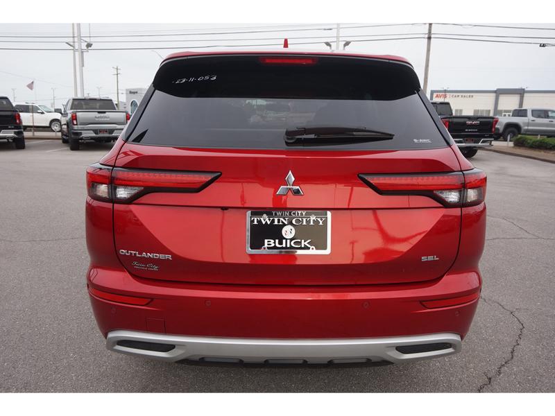 Mitsubishi Outlander 2023 price $35,995