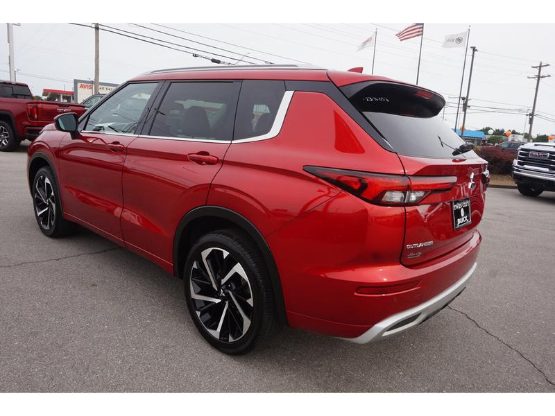 Mitsubishi Outlander 2023 price $35,995