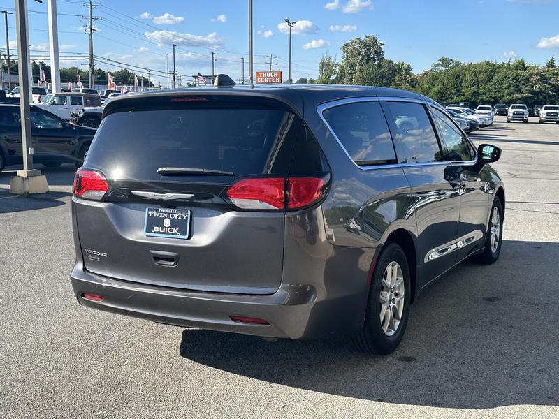 Chrysler Voyager 2022 price $27,995