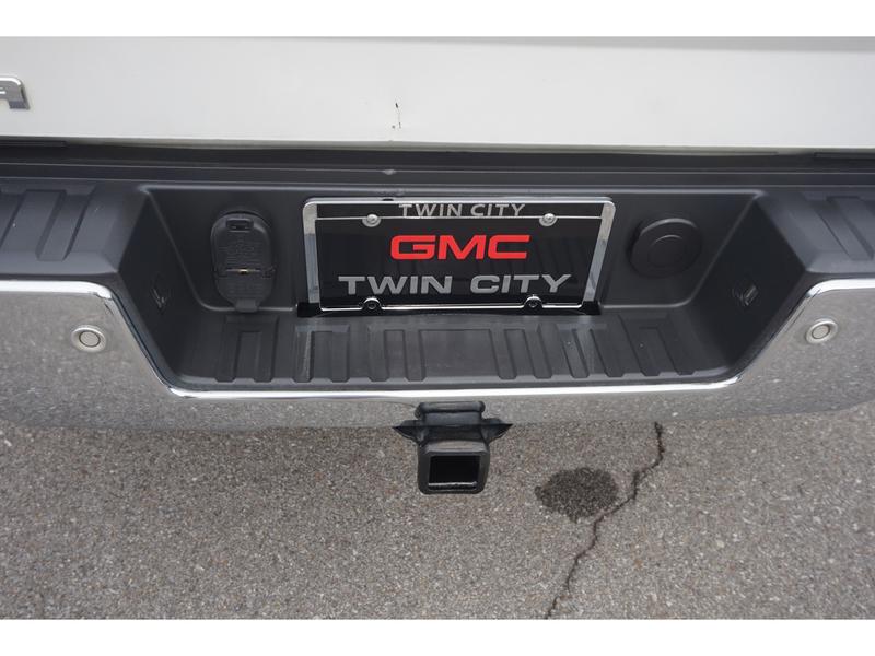 GMC Sierra 1500 2016 price $27,995