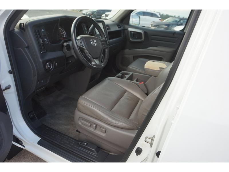 Honda Ridgeline 2010 price $11,990