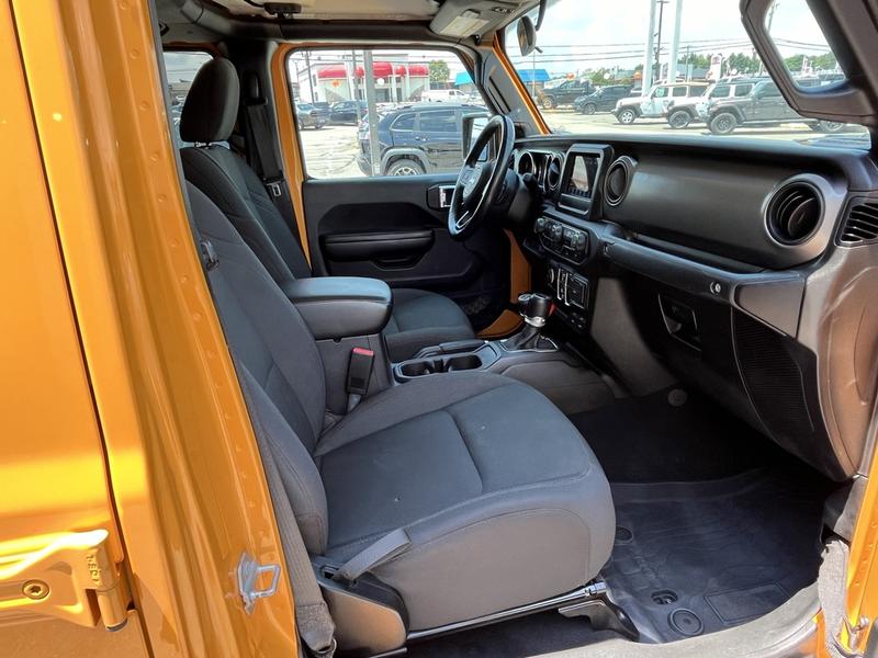 Jeep Gladiator 2021 price $36,987