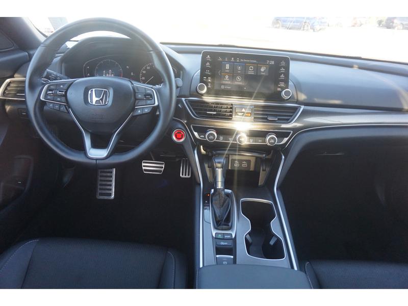 Honda Accord 2022 price $28,923