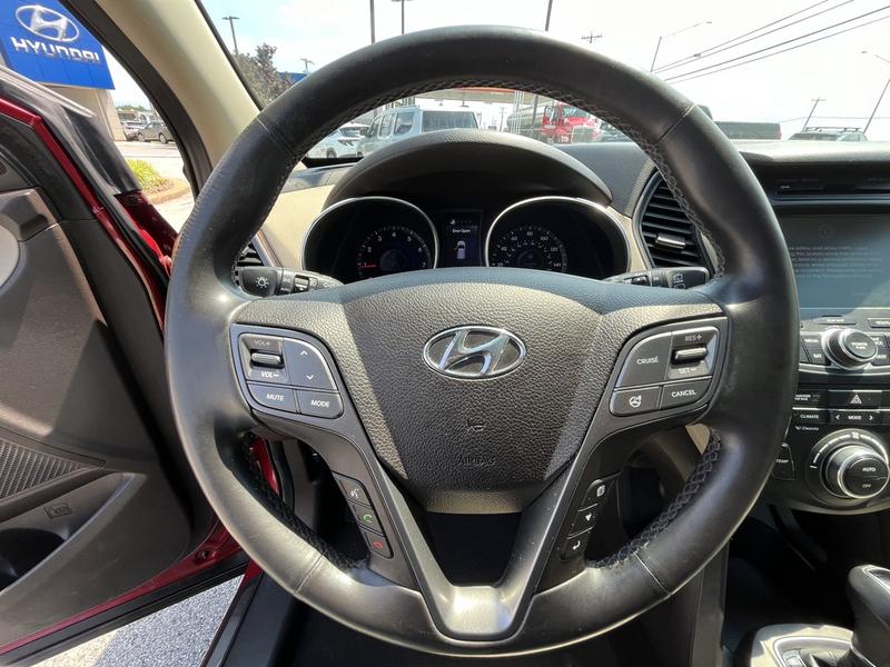 Hyundai Santa Fe 2013 price $13,998