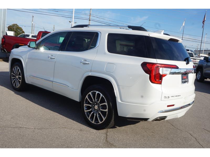 GMC Acadia 2021 price $39,995