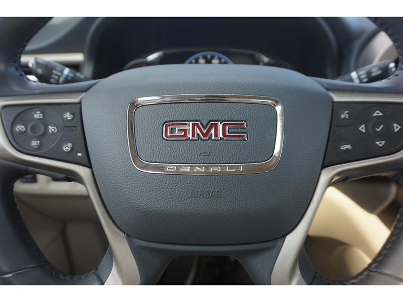 GMC Acadia 2021 price $39,995