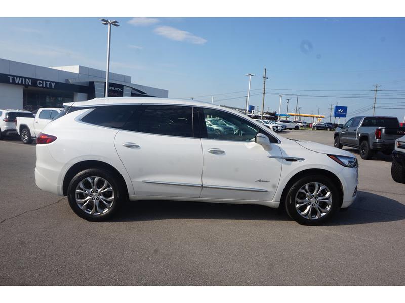 Buick Enclave 2021 price $38,995