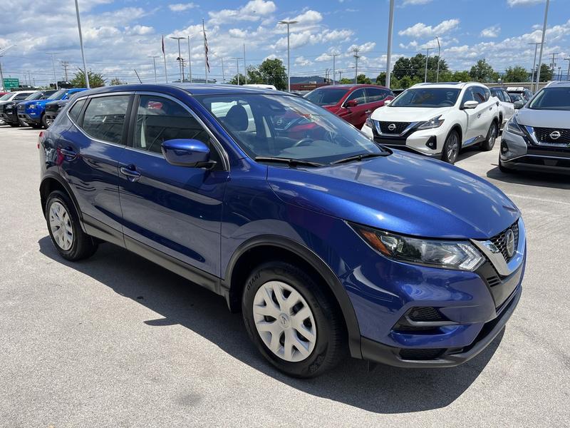 Nissan Rogue Sport 2020 price $21,980