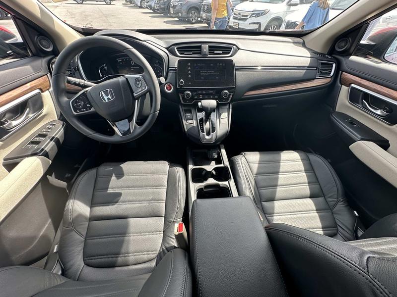 Honda CR-V 2018 price $28,990