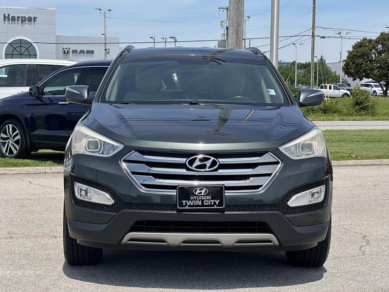 Hyundai Santa Fe 2013 price $7,500