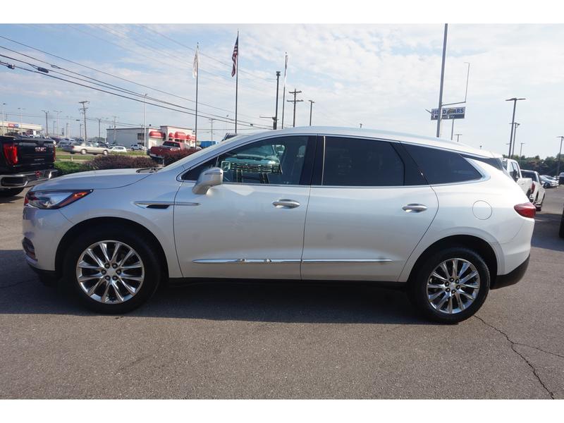 Buick Enclave 2018 price $22,995