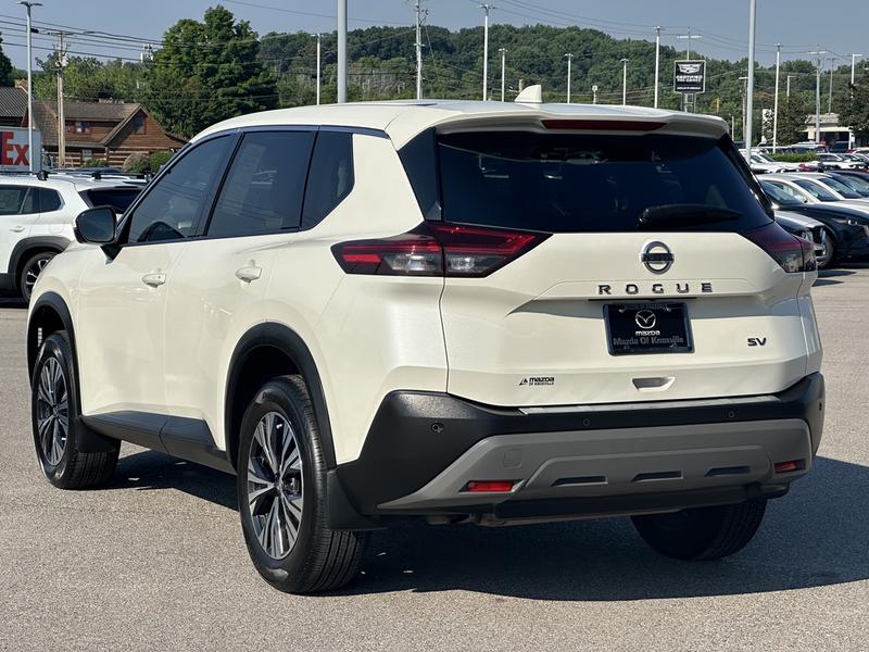 Nissan Rogue 2021 price $24,980