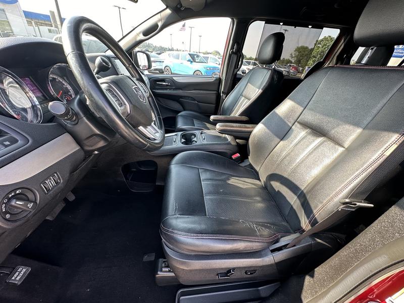 Dodge Grand Caravan 2015 price $12,690