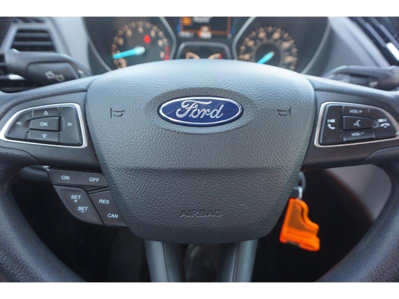 Ford Escape 2017 price $12,987