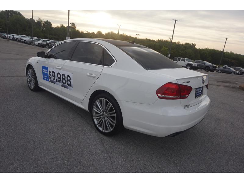 Volkswagen Passat 2014 price $9,987