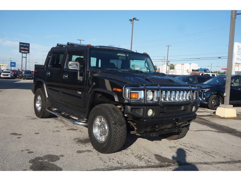 Hummer H2 2005 price $21,987