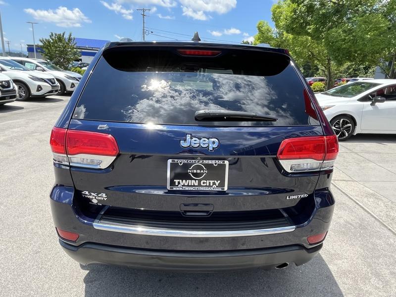 Jeep Grand Cherokee 2015 price Call for Pricing.