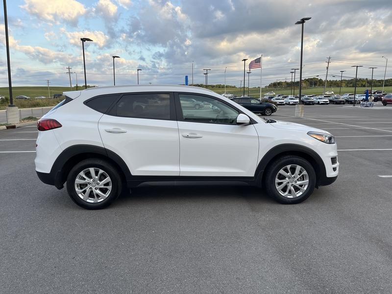 Hyundai Tucson 2019 price $17,355