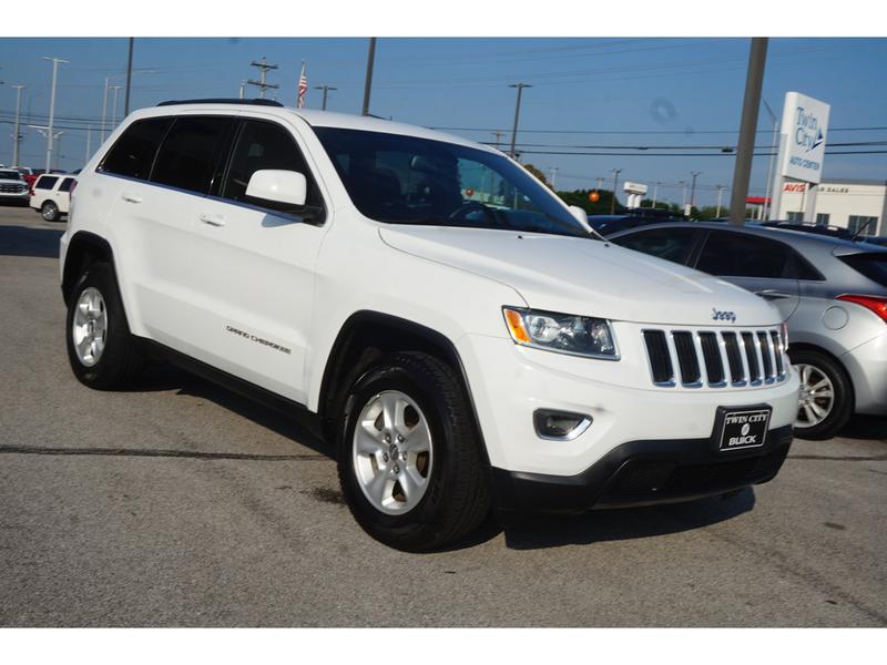 Jeep Grand Cherokee 2015 price $16,987