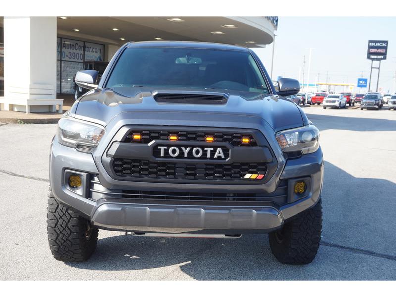 Toyota Tacoma 2017 price $33,987