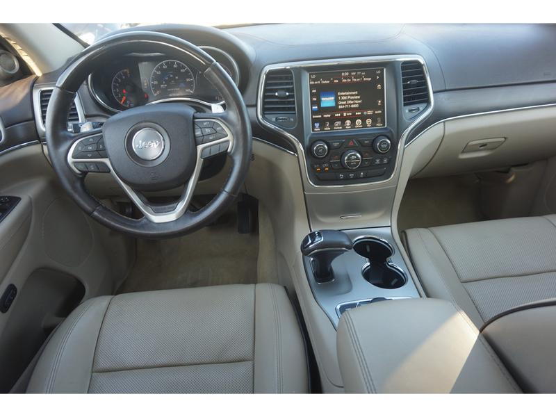 Jeep Grand Cherokee 2015 price Call for Pricing.