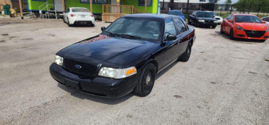 FORD CROWN VICTORIA 2011 price $4,321