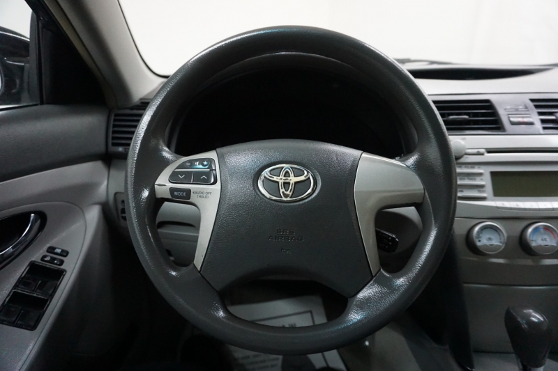 Toyota Camry 2011 price $8,900
