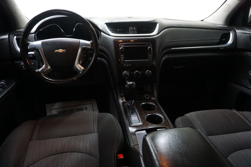Chevrolet Traverse 2015 price $9,900