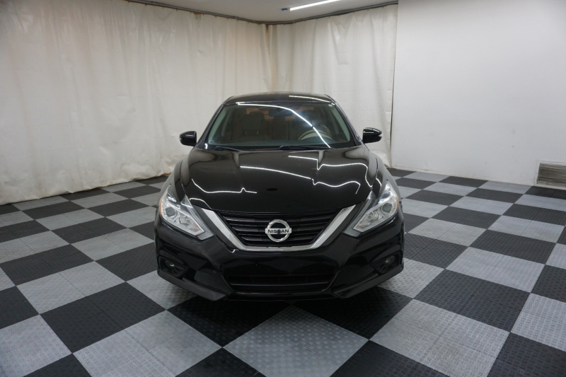 Nissan Altima 2016 price $10,995