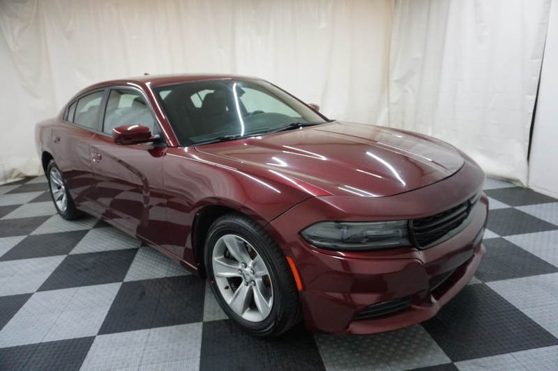 Dodge Charger 2017 price $15,995