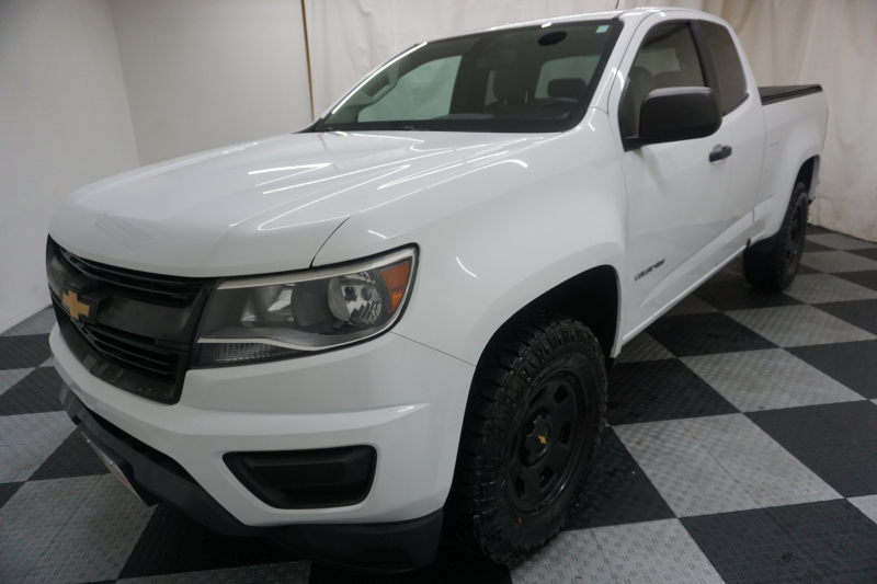 Chevrolet Colorado 2015 price $11,500