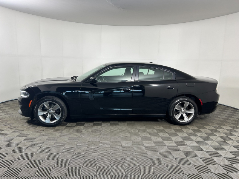 Dodge Charger 2016 price $13,995