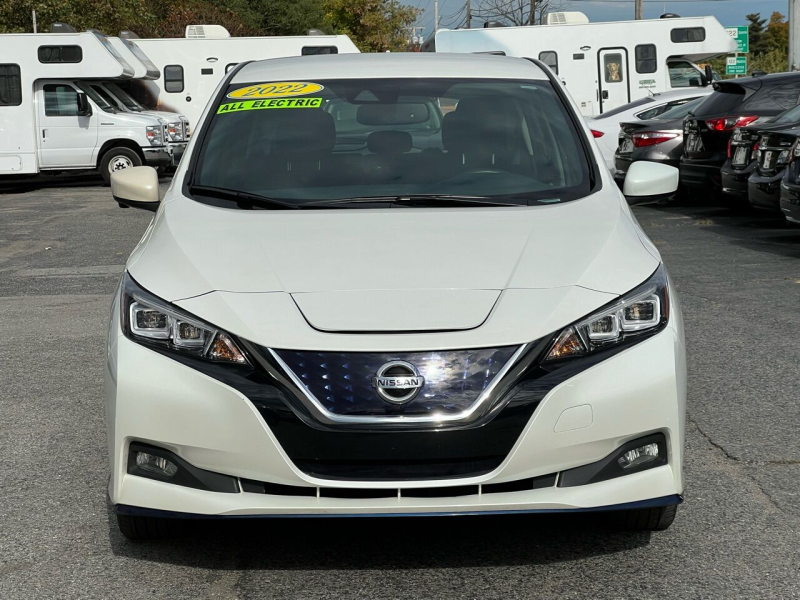 Nissan LEAF 2022 price $21,481